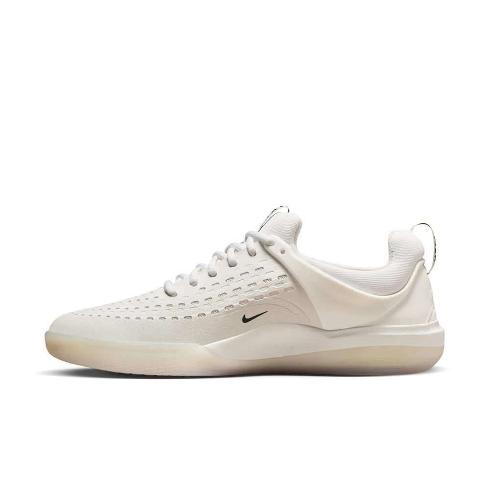 Nike SB Zoom Nyjah 3 White 2 Nike SB Zoom Nyjah 3 White – Bild 2