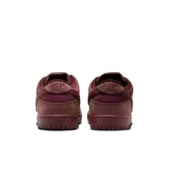 Nike SB Dunk Low Pro City Of Love Burgundy Crush 13 Nike SB Dunk Low Pro City Of Love Burgundy Crush -StreetStyle Aktionshaus aurorafn0619 600phcbh000 1500