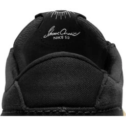 Nike SB Shane Black/Gum 6 Nike SB Shane Black/Gum -StreetStyle Aktionshaus nike sb shane blackgum detail2