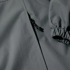 Polar Skate Co. Coach Jacket Graphite 13 Polar Skate Co. Coach Jacket Graphite -StreetStyle Aktionshaus polar skate co sp24 coach jacket graphite 6