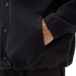 Vans Torrey Skate Jacke Black 6 Vans Torrey Skate Jacke Black -StreetStyle Aktionshaus vans torrey skate jacke stayon